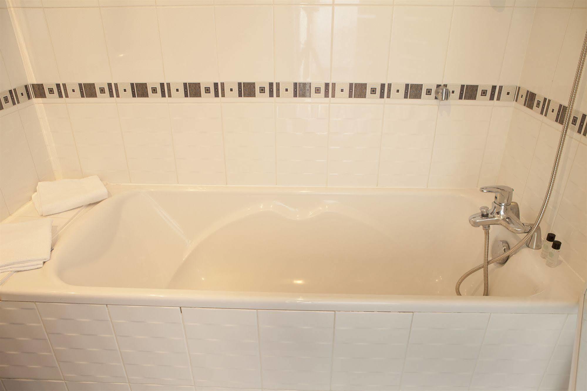 Ruby Suites Quartier Les Halles By Popinns Strasbourg Exterior photo