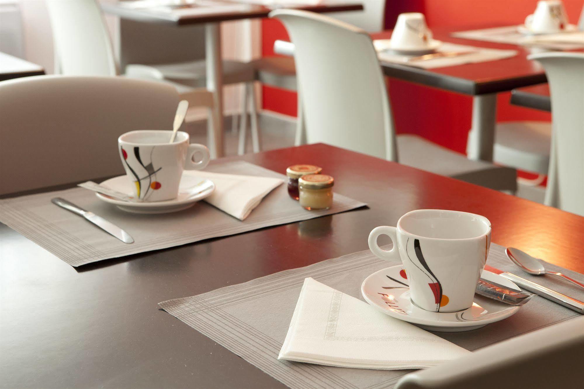 Ruby Suites Quartier Les Halles By Popinns Strasbourg Exterior photo